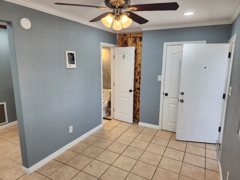 Building Photo - 717 S Pine St