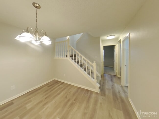 Building Photo - 161 Hunter Dr