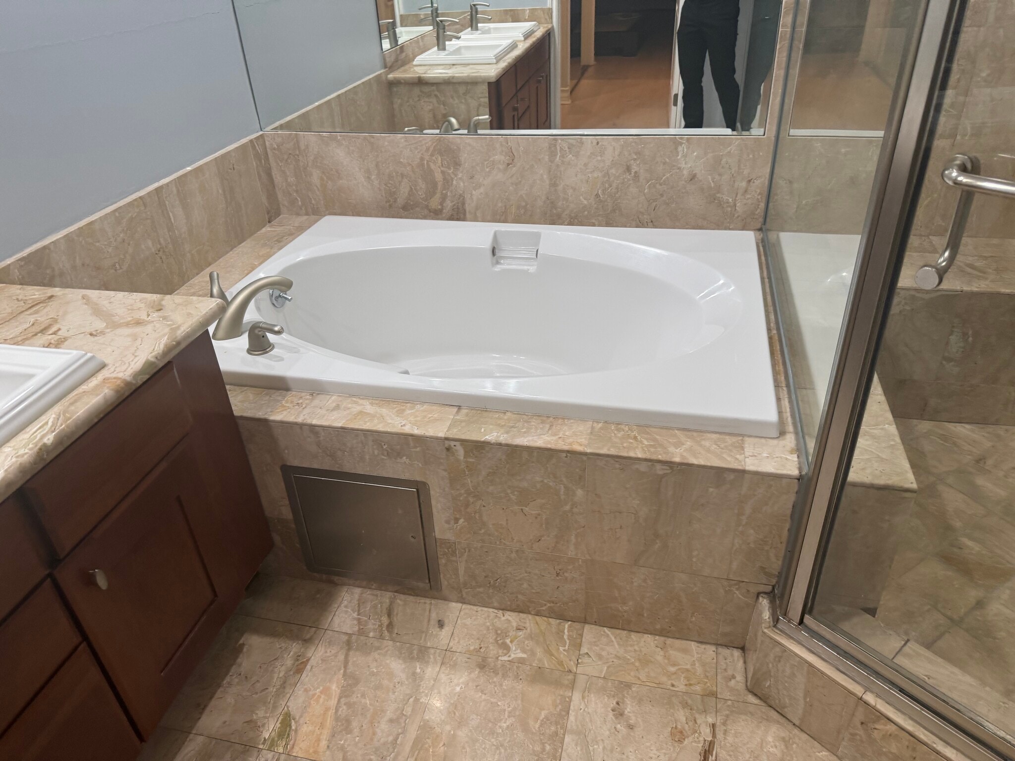 Building Photo - 1417 S Westgate Ave