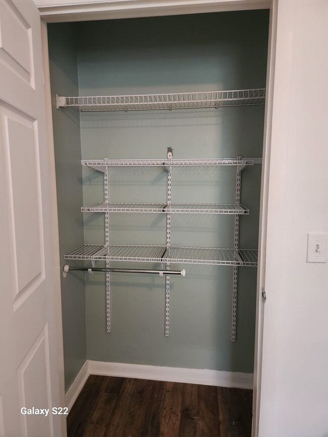 Closet - 547 Hamilton St