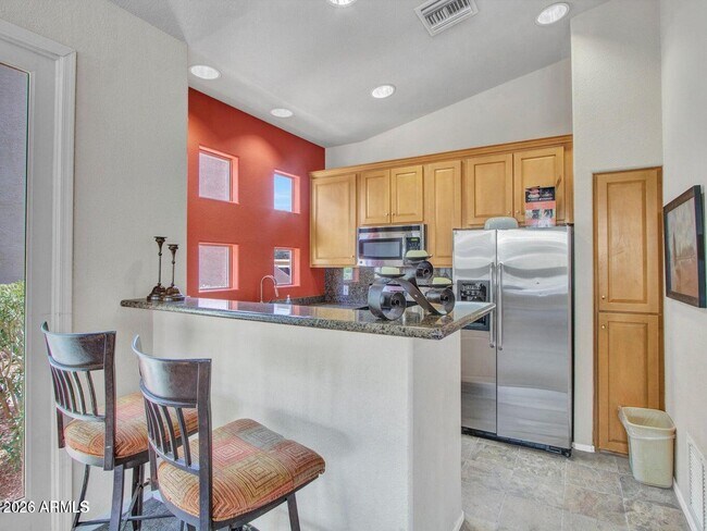 Building Photo - 3830 E Lakewood Pkwy E