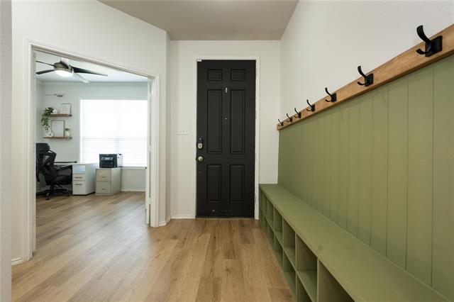 Building Photo - 1627 Kawati Way