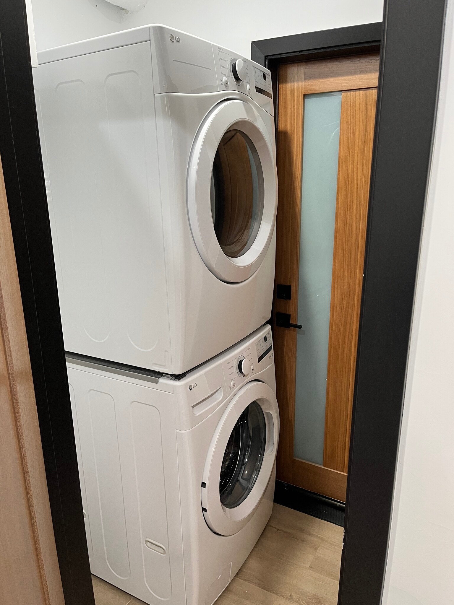 Building Photo - 2625 Chariton St