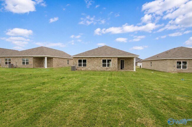 Building Photo - 118 Betty Williams Dr