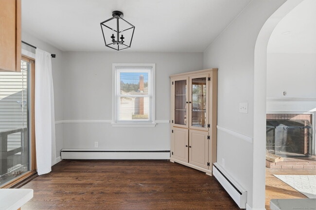 Building Photo - 269 Great Swamp Rd