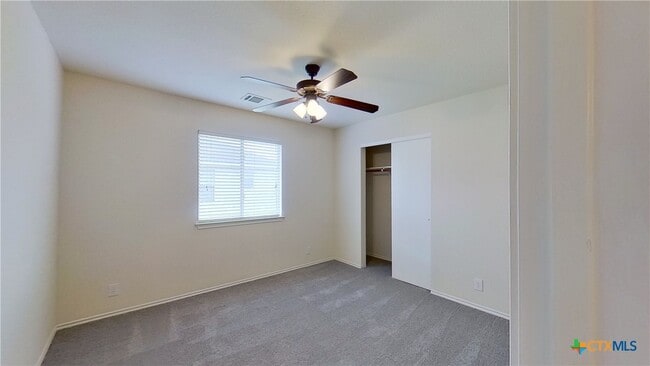 Building Photo - 105 Fishbaugh Ln