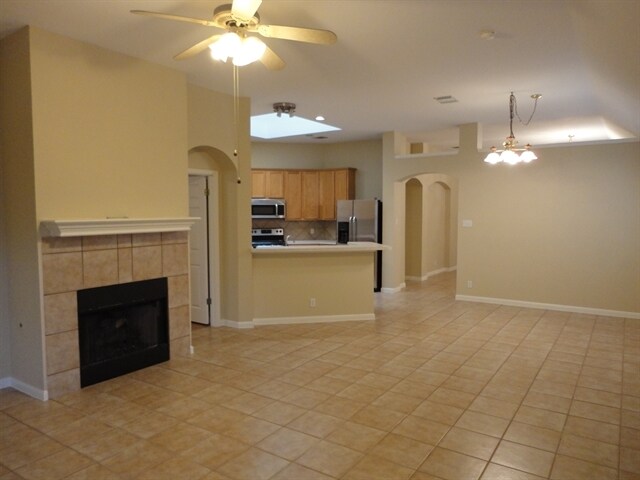 Building Photo - 2116 Faldo Ln