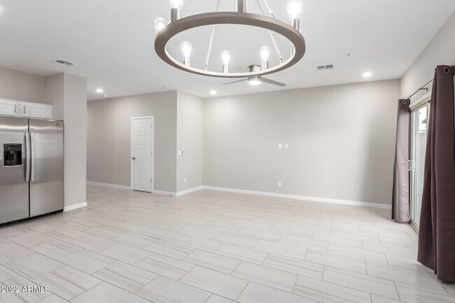 Building Photo - 2134 W Harmont Dr