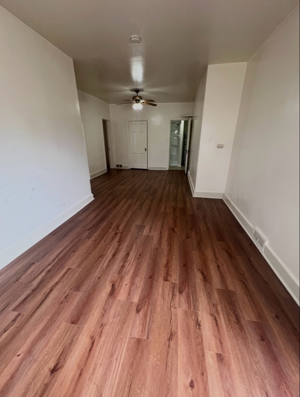 Building Photo - 426 E Benton St