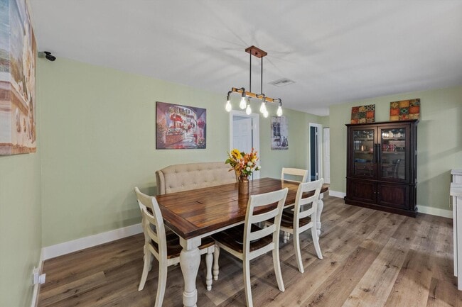 Building Photo - 12139 Big Cone Ct