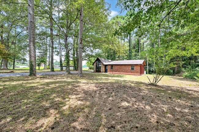 Building Photo - 441 Co Rd 539