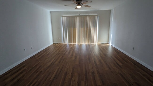 Building Photo - 1632 Manitou Blvd