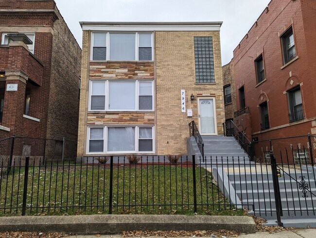 Primary Photo - 7946 S Peoria St