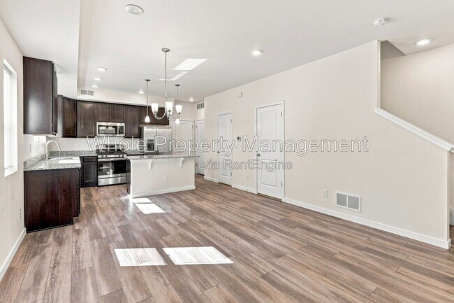 Building Photo - 871 E 98th Ave
