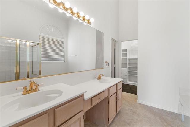 Building Photo - 1203 Cordova Dr