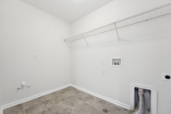 Building Photo - 3352 Bordwell Ridge Dr