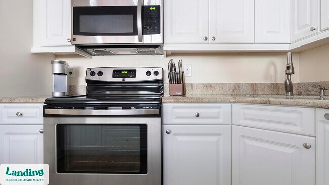 Building Photo - 6415 21st Ave W