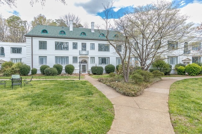 Building Photo - Beautiful 1 Bed 1 Bath near Moses Cone and...