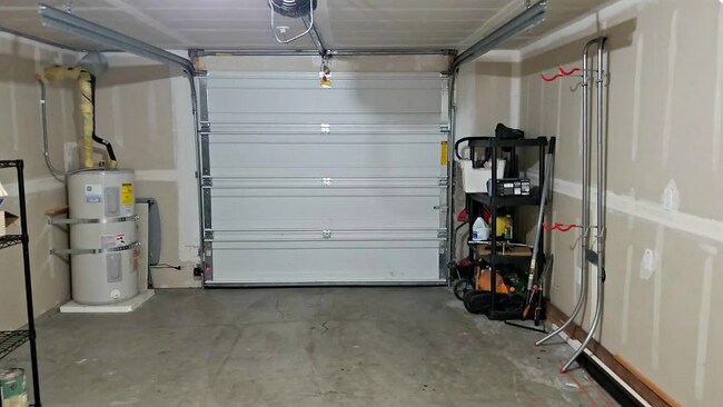 Building Photo - 511 21st Ave