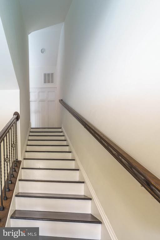 Building Photo - 23503 Adagio Terrace
