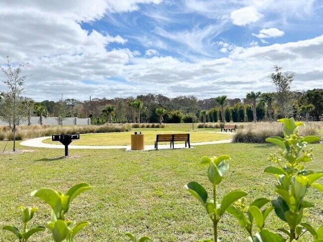 Building Photo - Coming Soon! Gorgeous Townhome For Rent in Horizon West Winter Garden  just west of Disney off th...