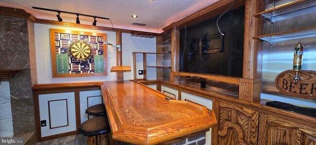 Building Photo - 9004 Flicker Pl