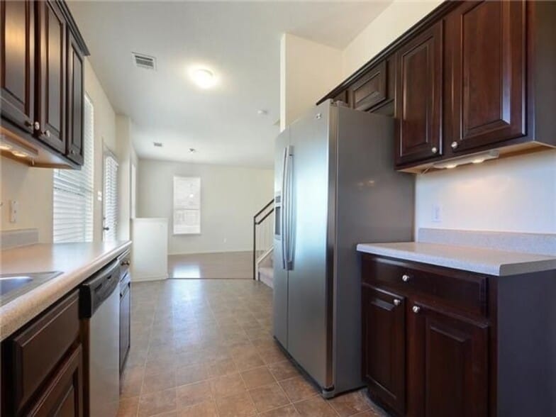 Building Photo - 4584 Mather