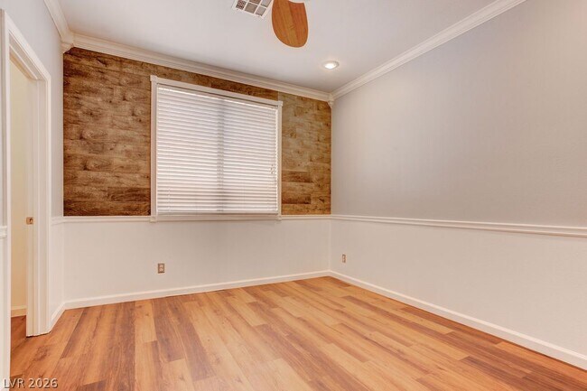 Building Photo - 325 Brilliant Summit Cir