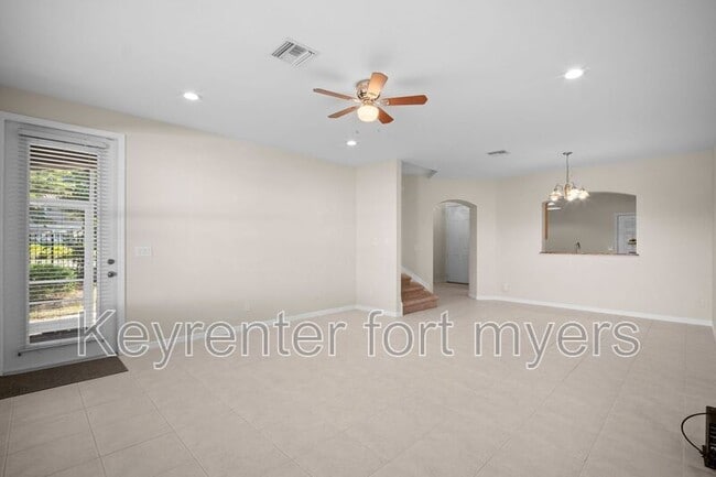 Building Photo - 3179 Antica St