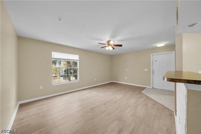 Building Photo - 1767 Four Mile Cove Pkwy