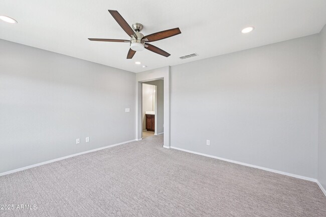 Building Photo - 25965 W Oraibi Dr