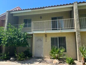 Building Photo - 406 Tava Ln