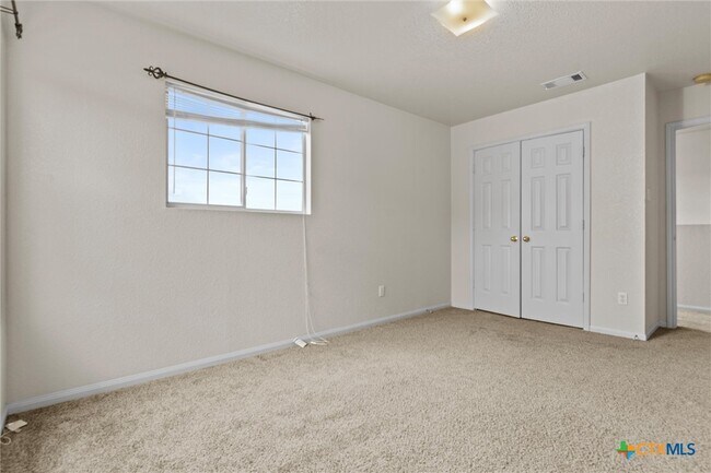 Building Photo - 5206 Oster Dr