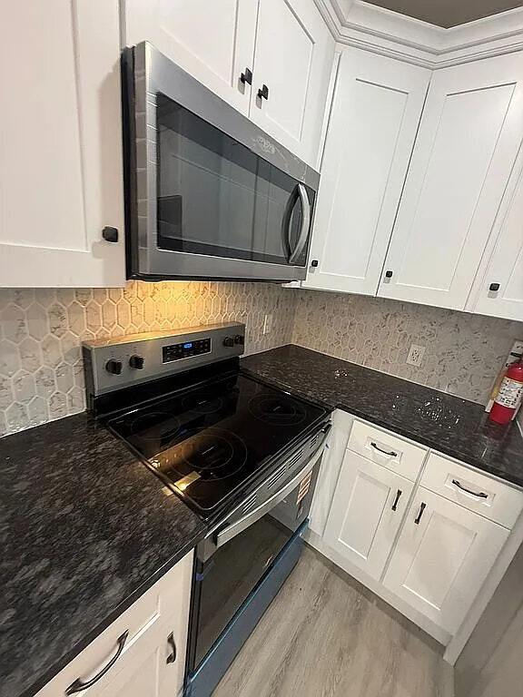 Building Photo - 1105 Quincy Ave