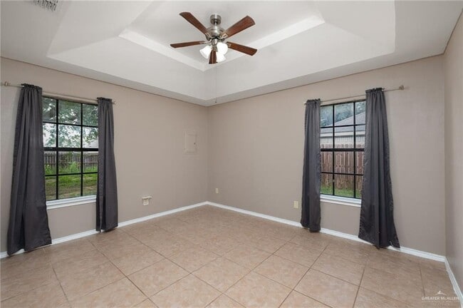 Building Photo - 3108 Kingsborough Ave