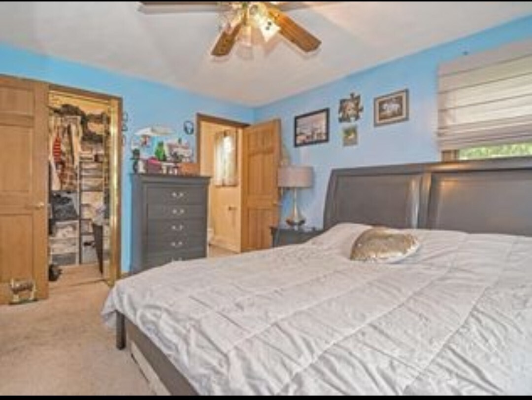 Building Photo - 393 Kelley Blvd