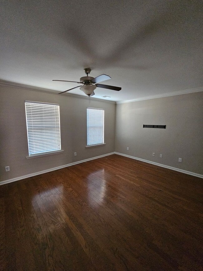 Building Photo - 165 Canal Pl Cir