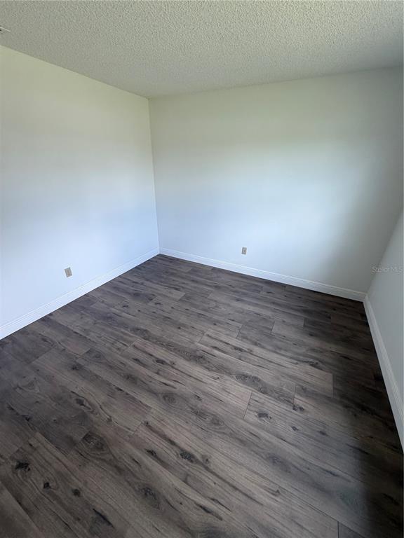 Building Photo - 45 Hickory Track Way