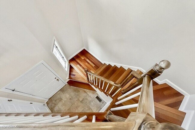 Building Photo - 2 br, 3 bath House - 17 Highland Ct