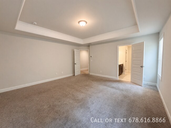 Building Photo - 213 Logan Crest Ct