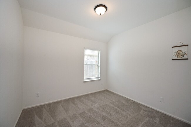 Building Photo - 29331 Mesquite Oaks Dr