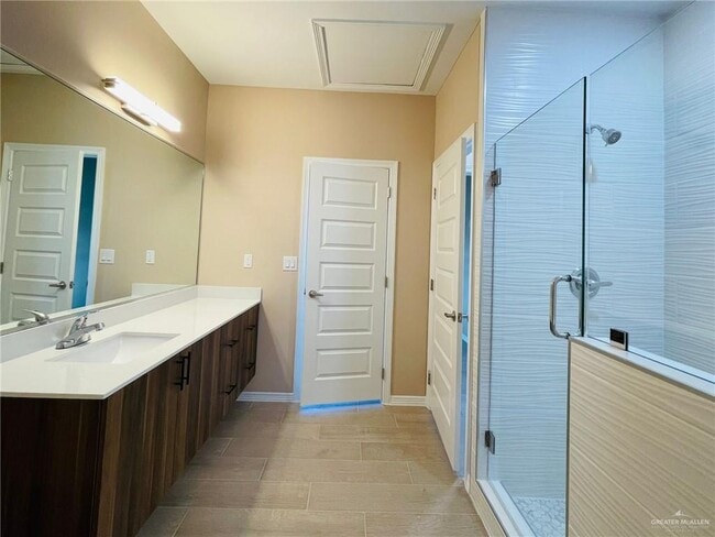 Building Photo - 3013 W Driftwood St