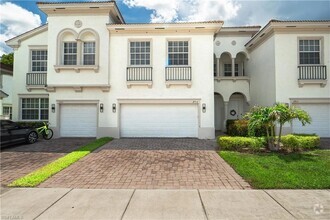 Building Photo - 7005 Romana Way
