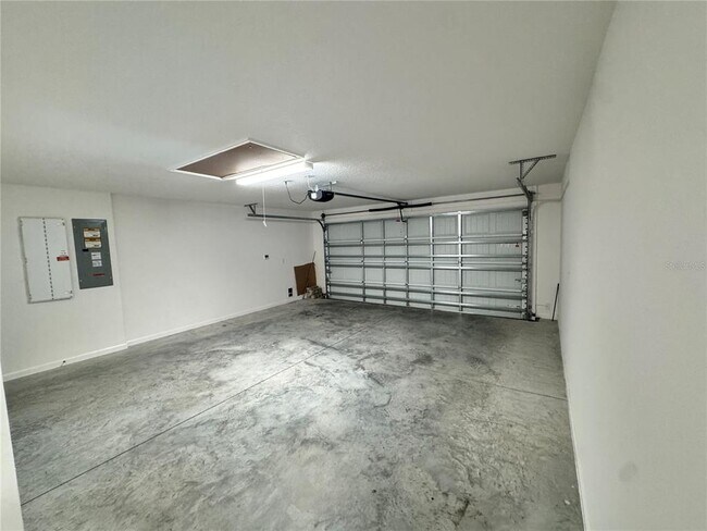 Building Photo - 854 Morley Ave