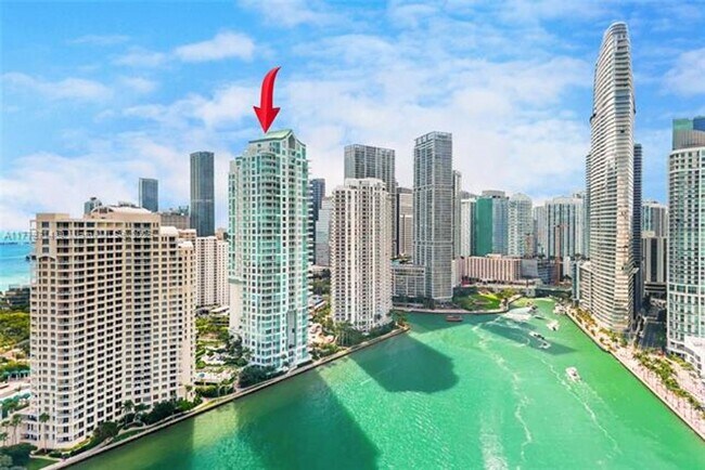 Building Photo - 900 Brickell Key Blvd