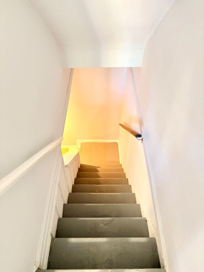 Building Photo - Charming Brick Home with Finished Basement, Modern Kitchen & Spacious Yard