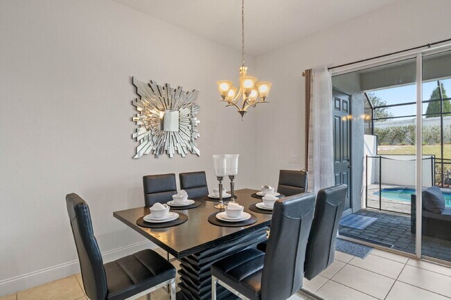 Building Photo - Welcome home to this gorgeous 4 bed 4 bath pool home!