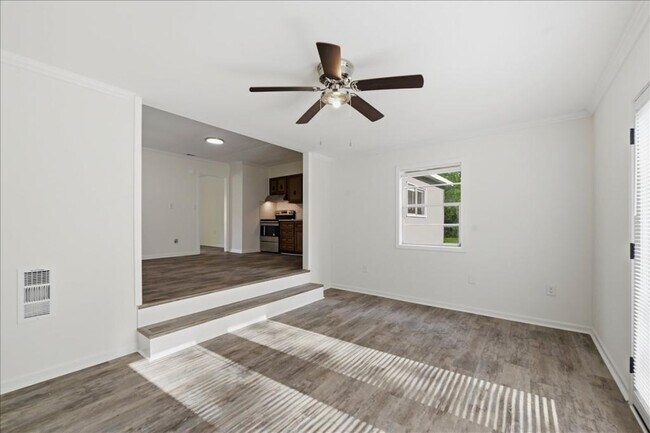 Building Photo - 526 Ochlahatchee Dr