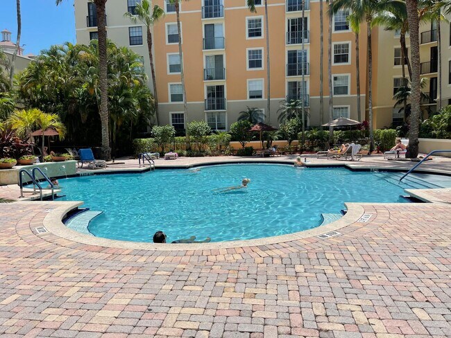 Building Photo - 651 Okeechobee Blvd