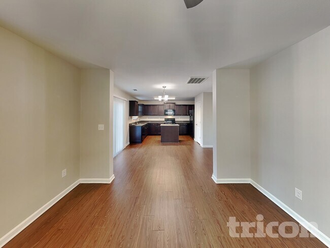 Building Photo - 2640 Cider Ridge Rd